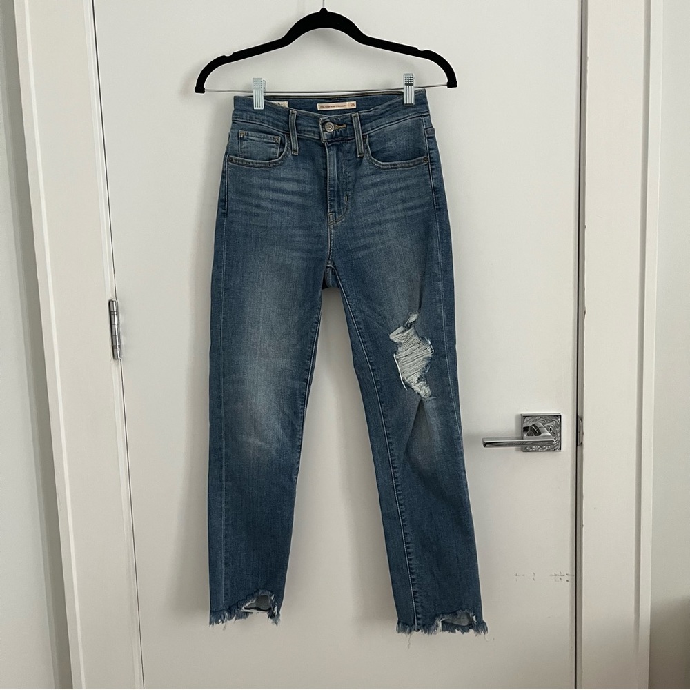 Levi’s High Rise Straight Cropped size 25
